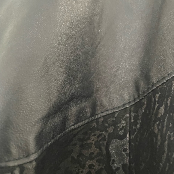 Combination Swede leather skirt - Picture 3 of 3